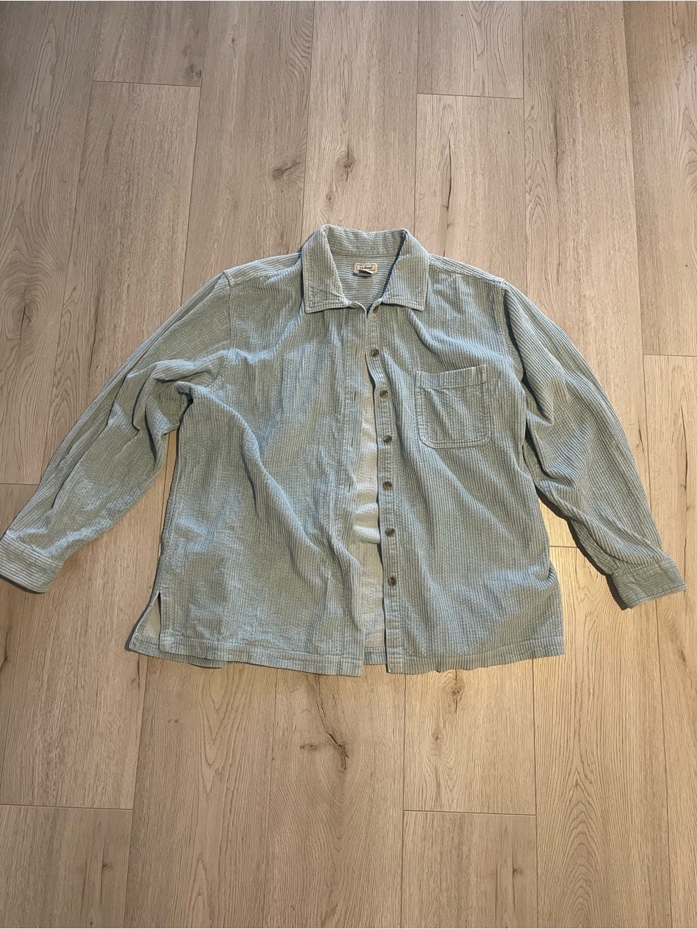 Vintage L. L. Bean Seafoam Green Cotton Corduroy Button- Down Shirt